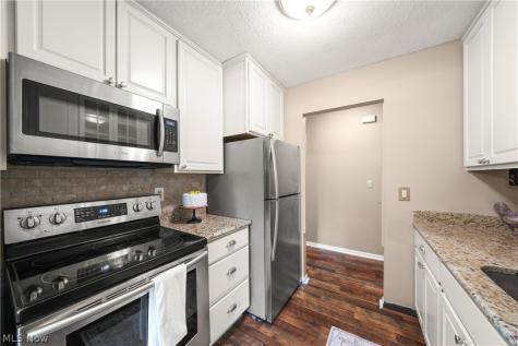 10790 Ravenna Road Twinsburg OH 44087