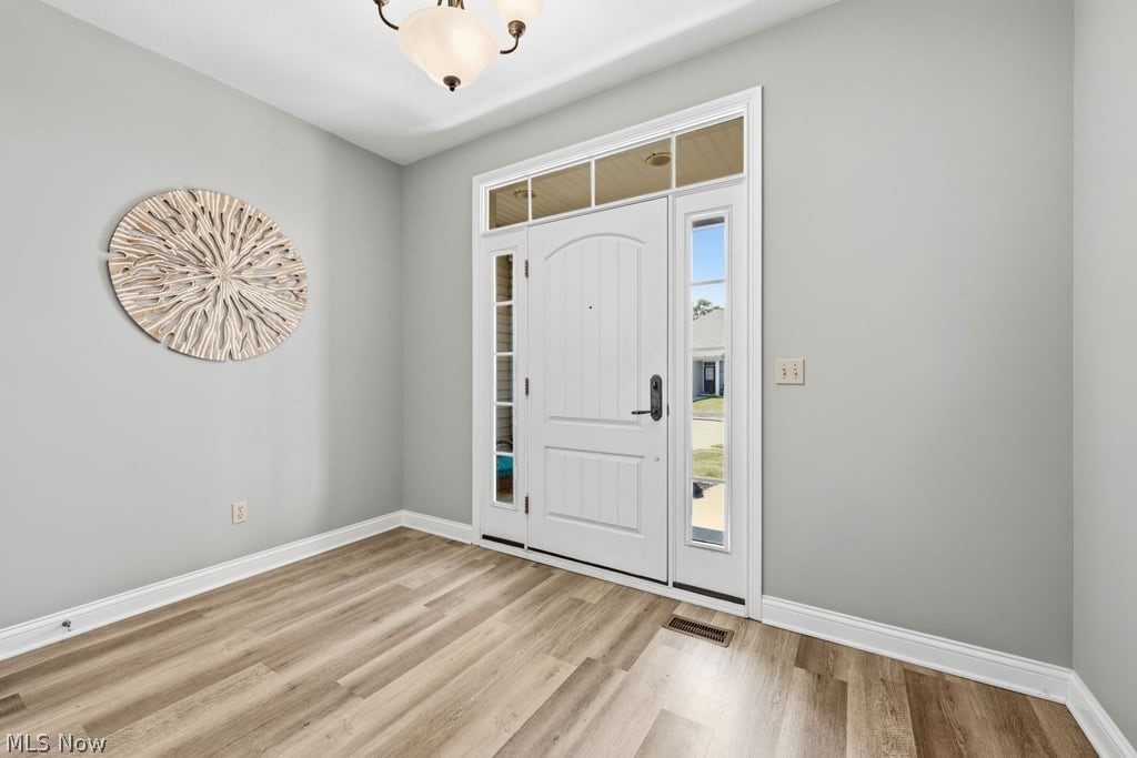 5067 Shepherds Glen Willoughby OH 44094