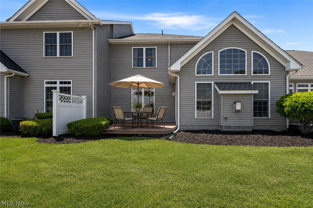5067 Shepherds Glen Willoughby OH 44094