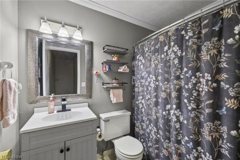 7972 Colonial Drive Mentor OH 44060