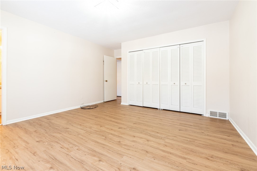 2112 Acacia Park Drive Lyndhurst OH 44124