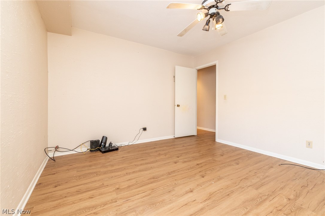 2112 Acacia Park Drive Lyndhurst OH 44124