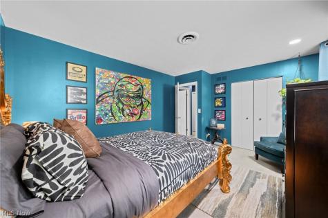 66 Yardley Lane Akron OH 44313