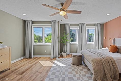 511 Literary Road Cleveland OH 44113