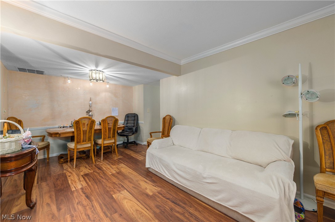 7005 Carriage Hill Drive Brecksville OH 44141