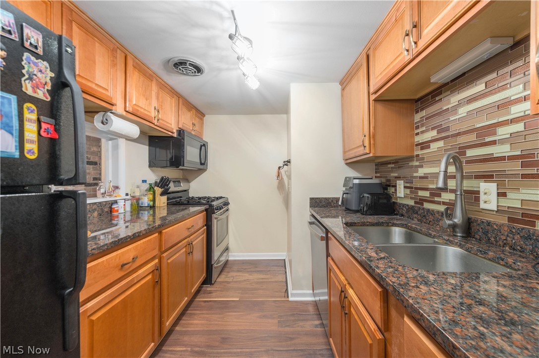 7005 Carriage Hill Drive Brecksville OH 44141