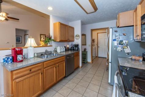 3069 Somerset Drive Lakemore OH 44312