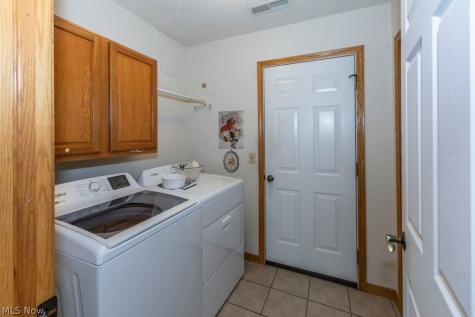 3069 Somerset Drive Lakemore OH 44312