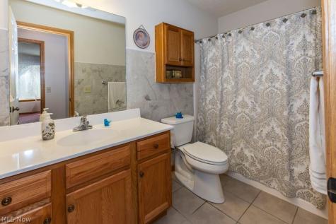 3069 Somerset Drive Lakemore OH 44312