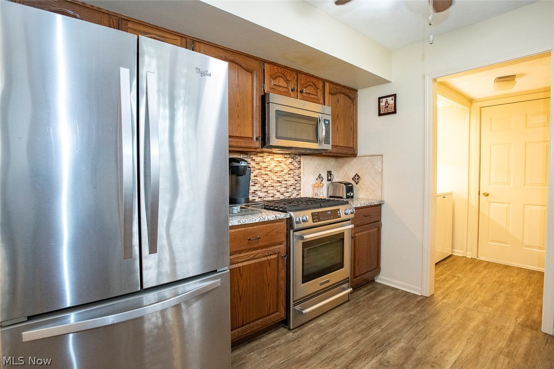 28 Pond Drive Rocky River OH 44116