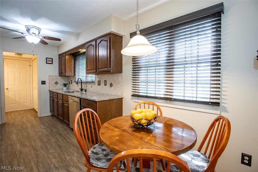 28 Pond Drive Rocky River OH 44116