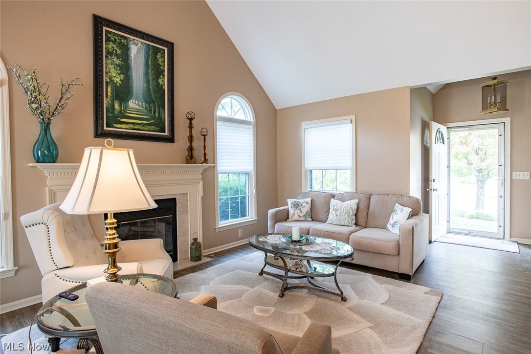 28 Pond Drive Rocky River OH 44116