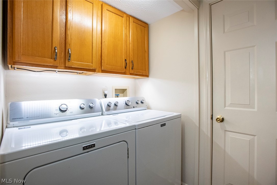 28 Pond Drive Rocky River OH 44116