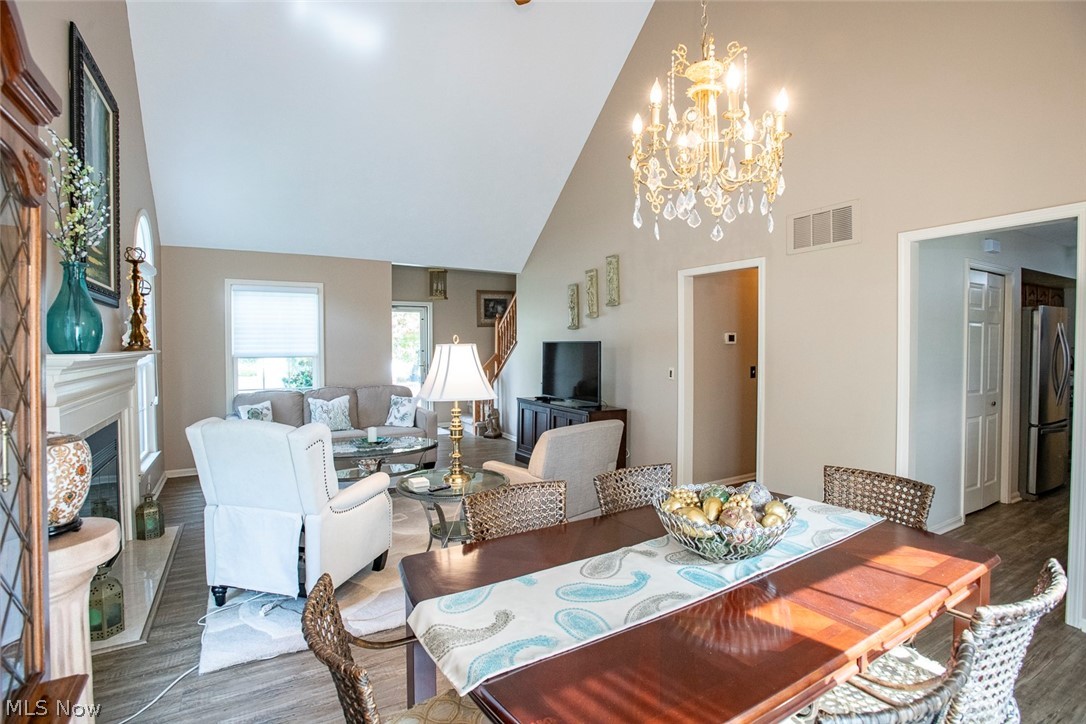28 Pond Drive Rocky River OH 44116