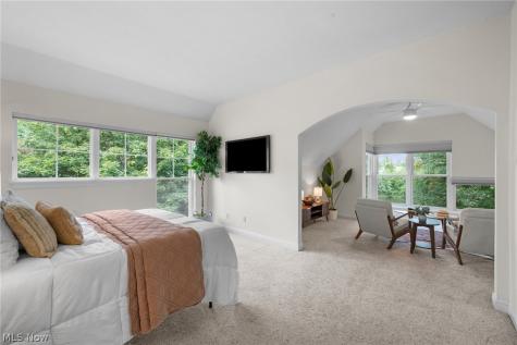 2975 Waterford Drive Twinsburg OH 44087