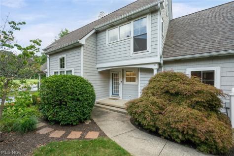 2975 Waterford Drive Twinsburg OH 44087