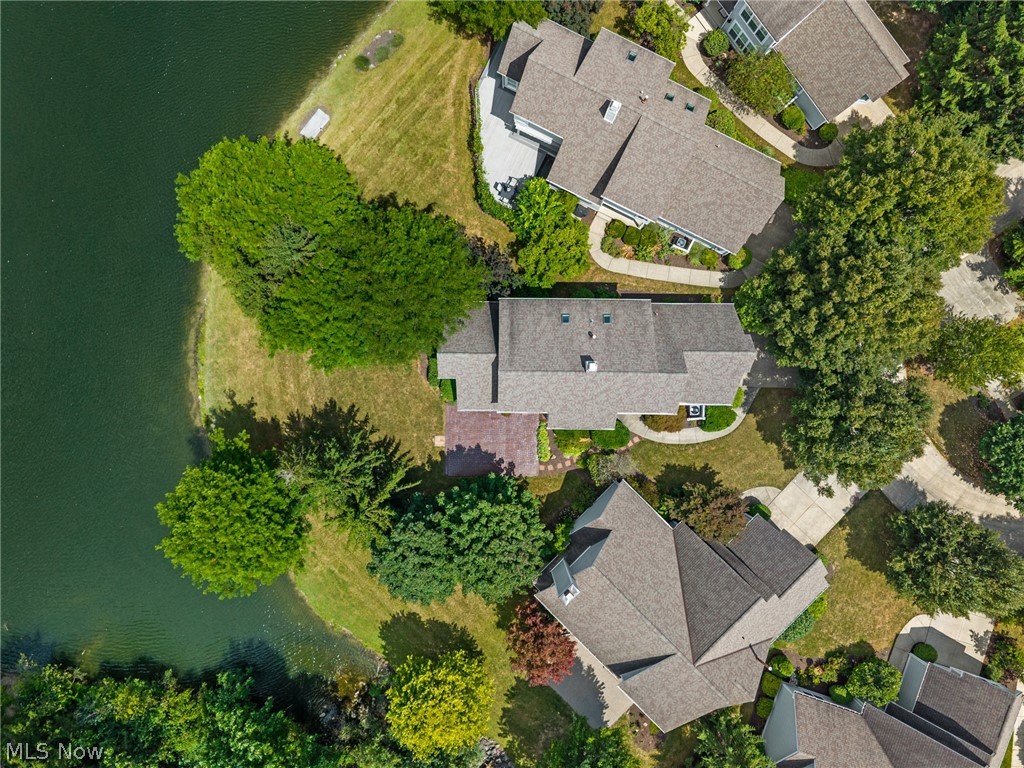 2975 Waterford Drive Twinsburg OH 44087