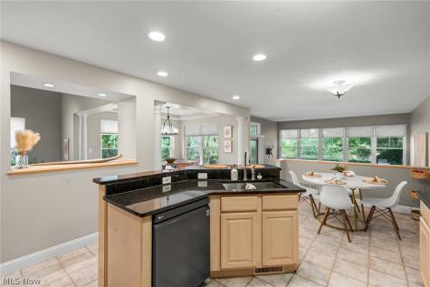 2975 Waterford Drive Twinsburg OH 44087