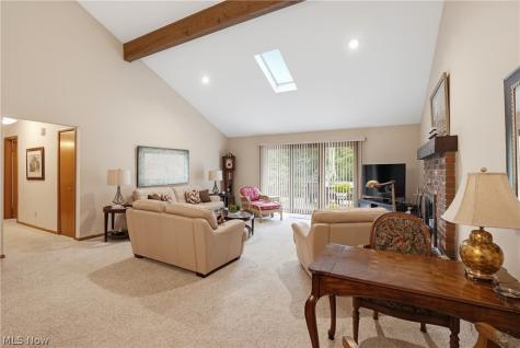 7582 Heather Circle Kent OH 44240