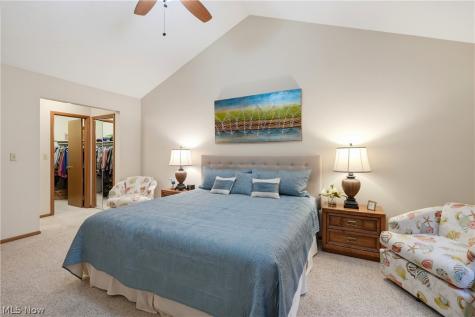 7582 Heather Circle Kent OH 44240