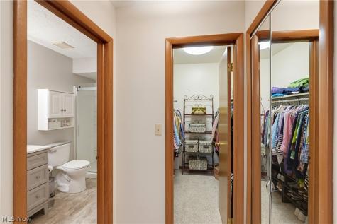 7582 Heather Circle Kent OH 44240