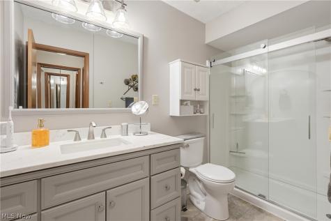 7582 Heather Circle Kent OH 44240