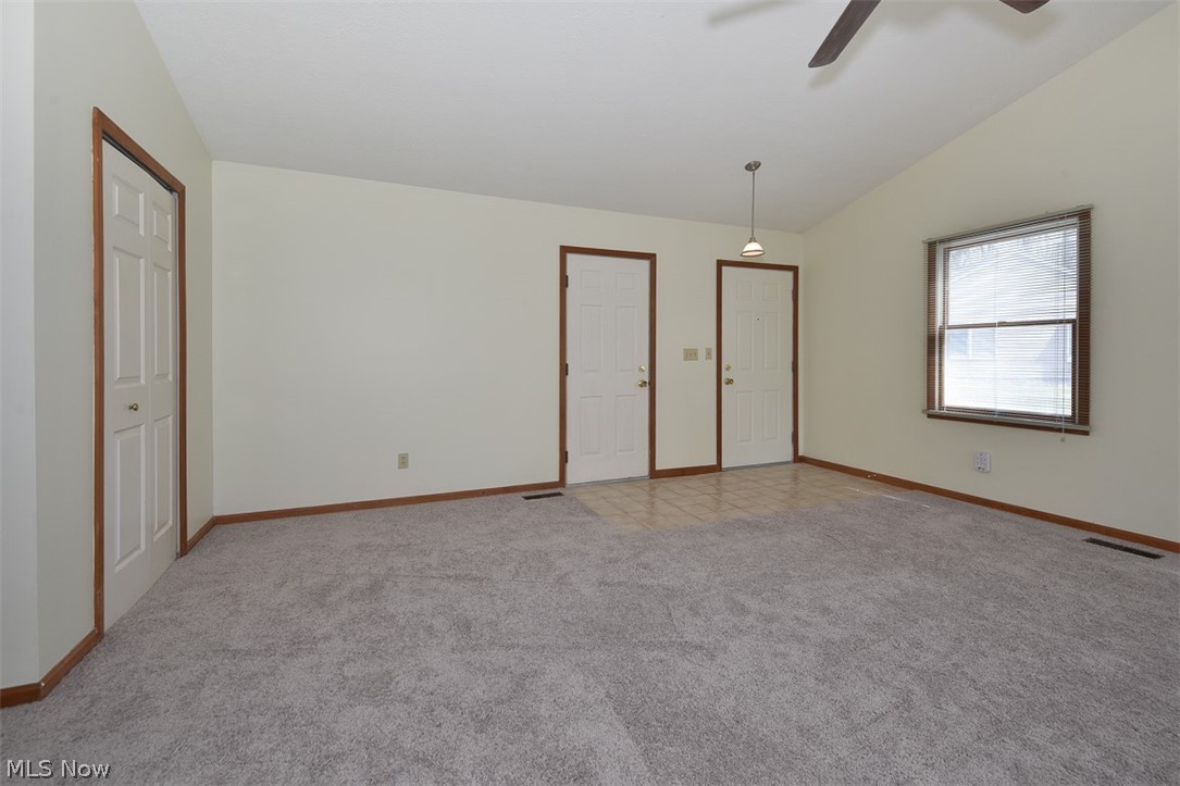 2121 Oakwood Court Avon OH 44011