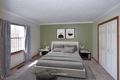 2121 Oakwood Court Avon OH 44011