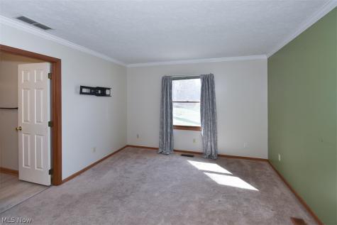 2121 Oakwood Court Avon OH 44011