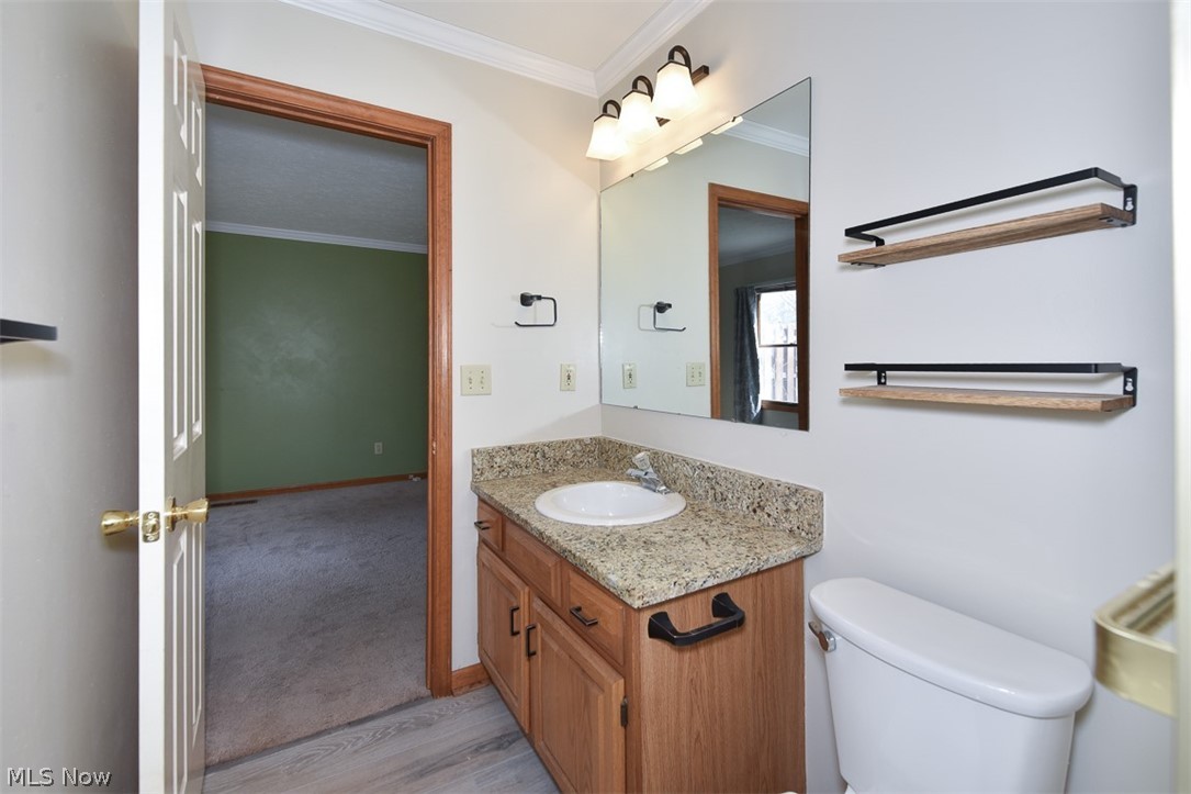 2121 Oakwood Court Avon OH 44011