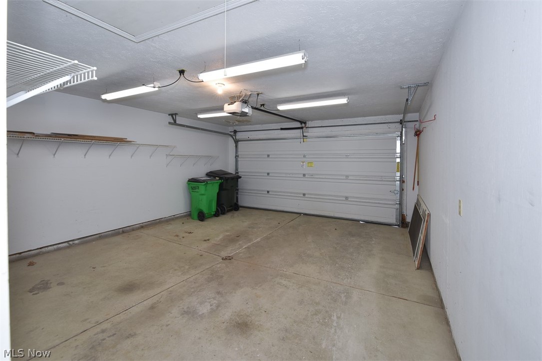 2121 Oakwood Court Avon OH 44011