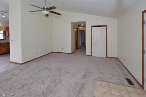 2121 Oakwood Court Avon OH 44011
