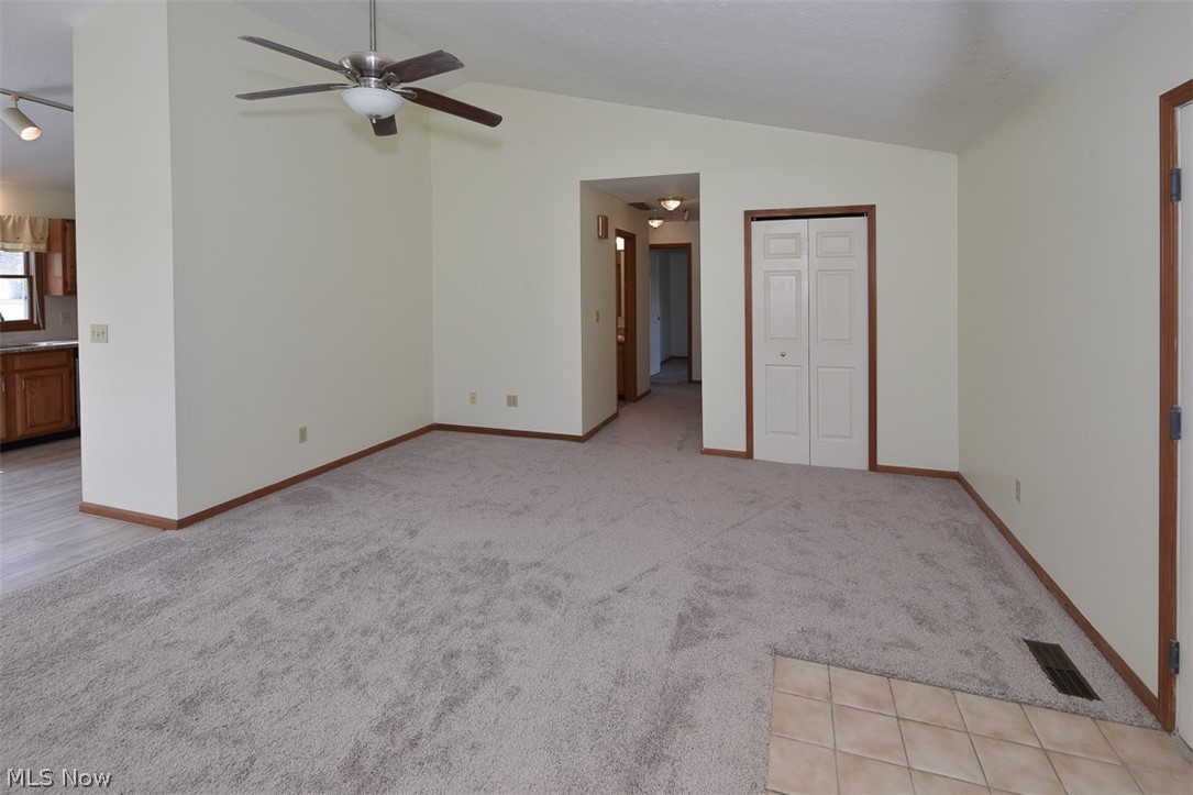 2121 Oakwood Court Avon OH 44011
