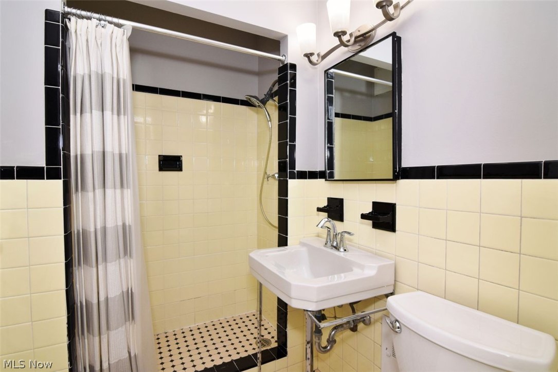 19101 Van Aken Boulevard Shaker Heights OH 44122