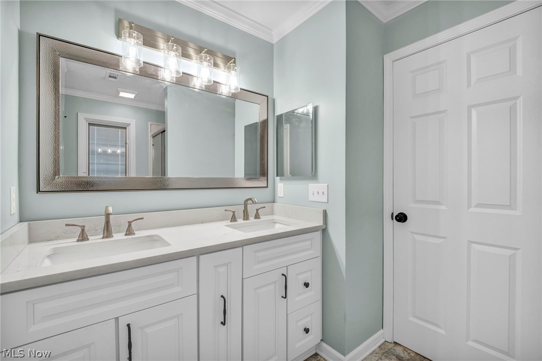 411 Sherbrook Circle NE North Canton OH 44720