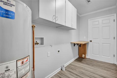 411 Sherbrook Circle NE North Canton OH 44720