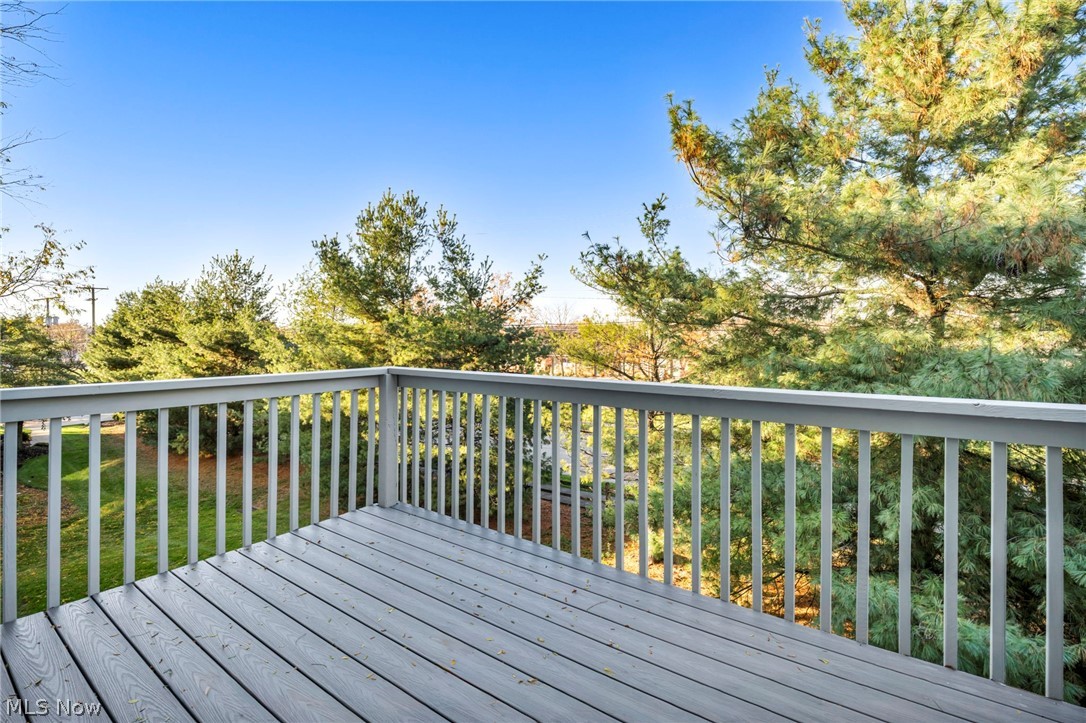 411 Sherbrook Circle NE North Canton OH 44720