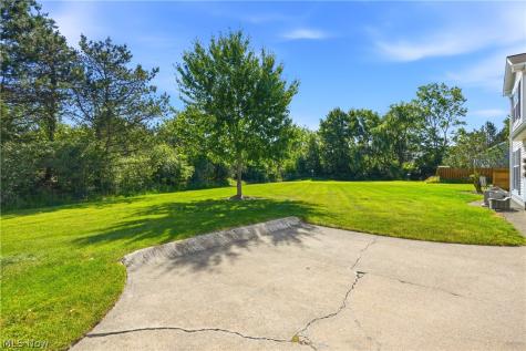 23135 Grist Mill Court Olmsted Falls OH 44138