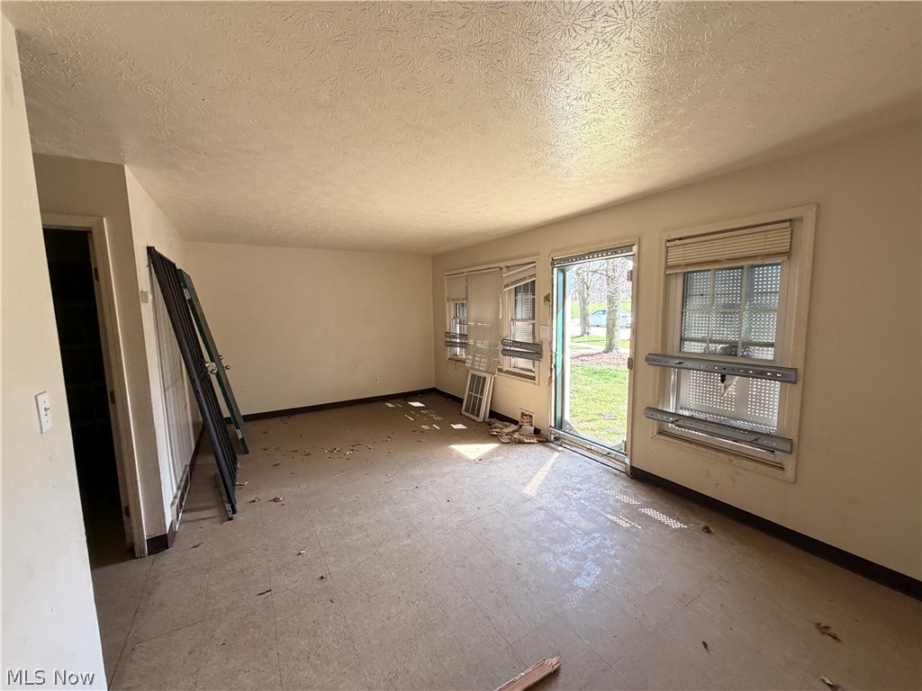 9321 Manor Avenue Cleveland OH 44104