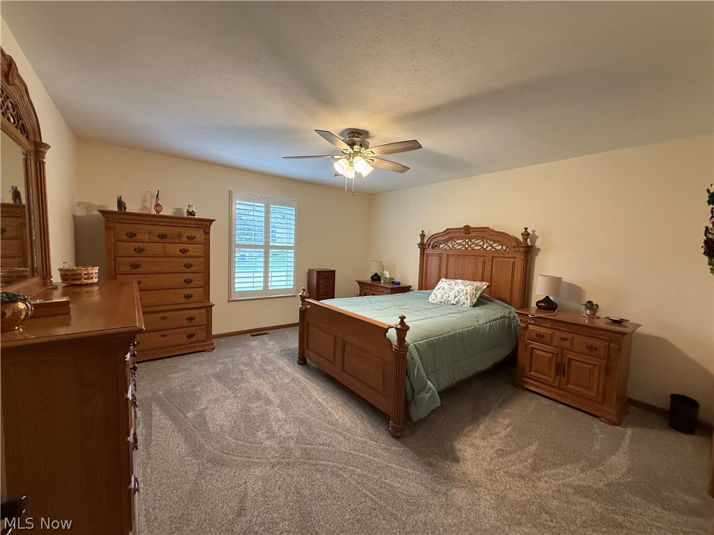 233 Woodbury Circle Dalton OH 44618