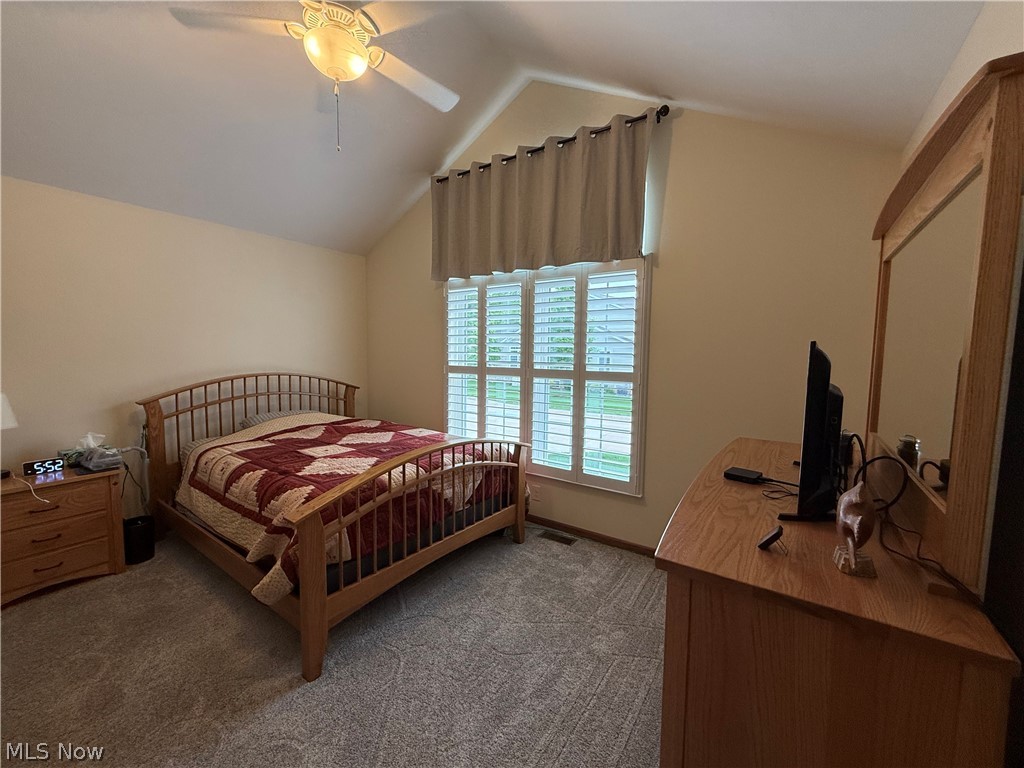 233 Woodbury Circle Dalton OH 44618