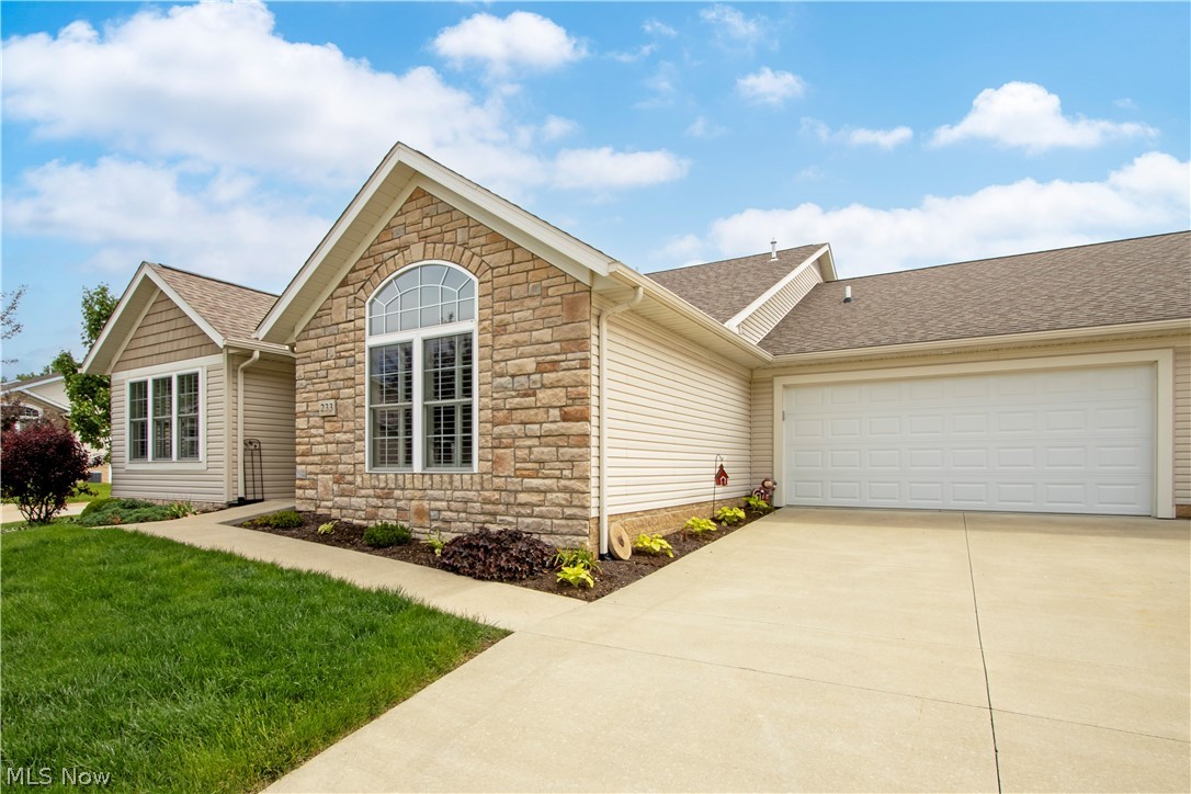 233 Woodbury Circle Dalton OH 44618