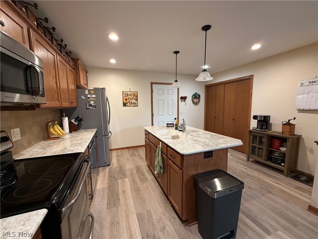 233 Woodbury Circle Dalton OH 44618