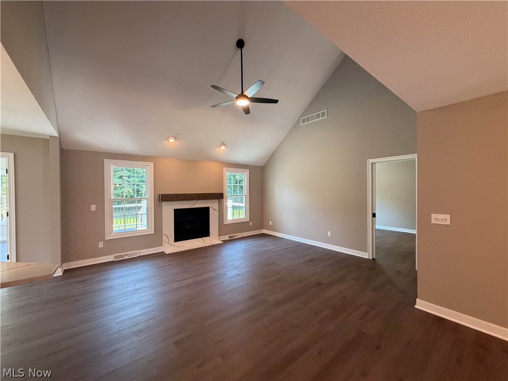 90 Lake Pointe Circle Canfield OH 44406