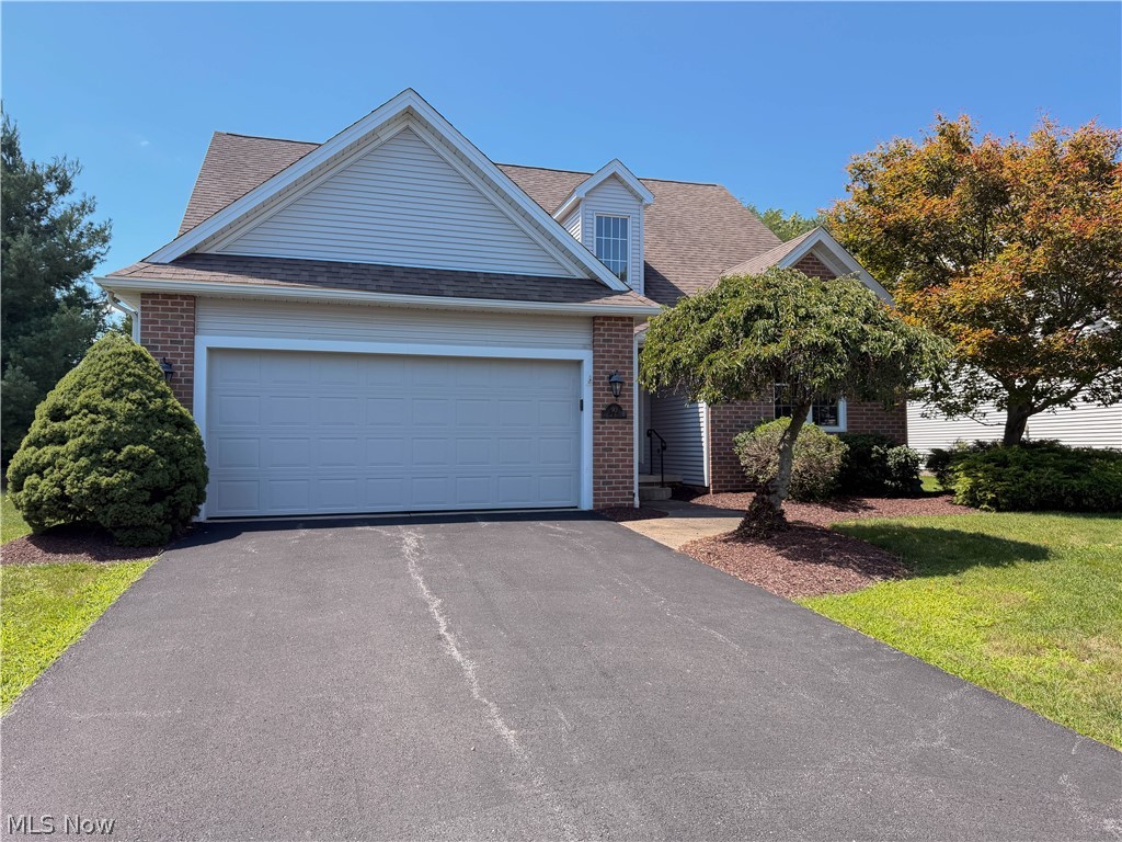 90 Lake Pointe Circle Canfield OH 44406