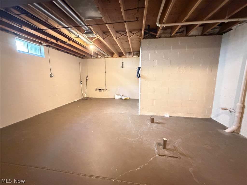 90 Lake Pointe Circle Canfield OH 44406