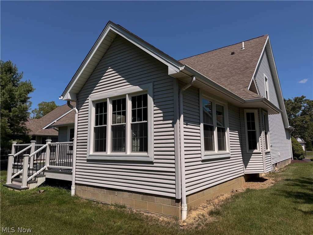 90 Lake Pointe Circle Canfield OH 44406