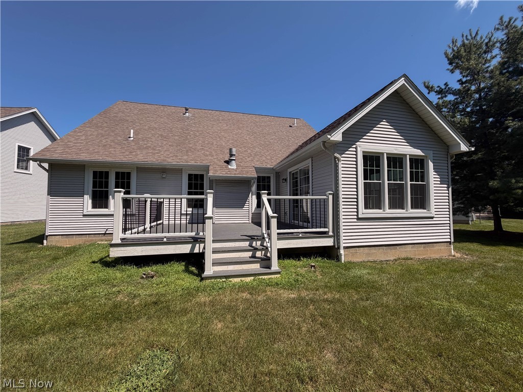 90 Lake Pointe Circle Canfield OH 44406