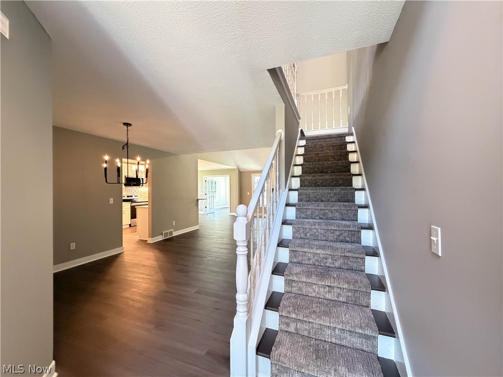 90 Lake Pointe Circle Canfield OH 44406