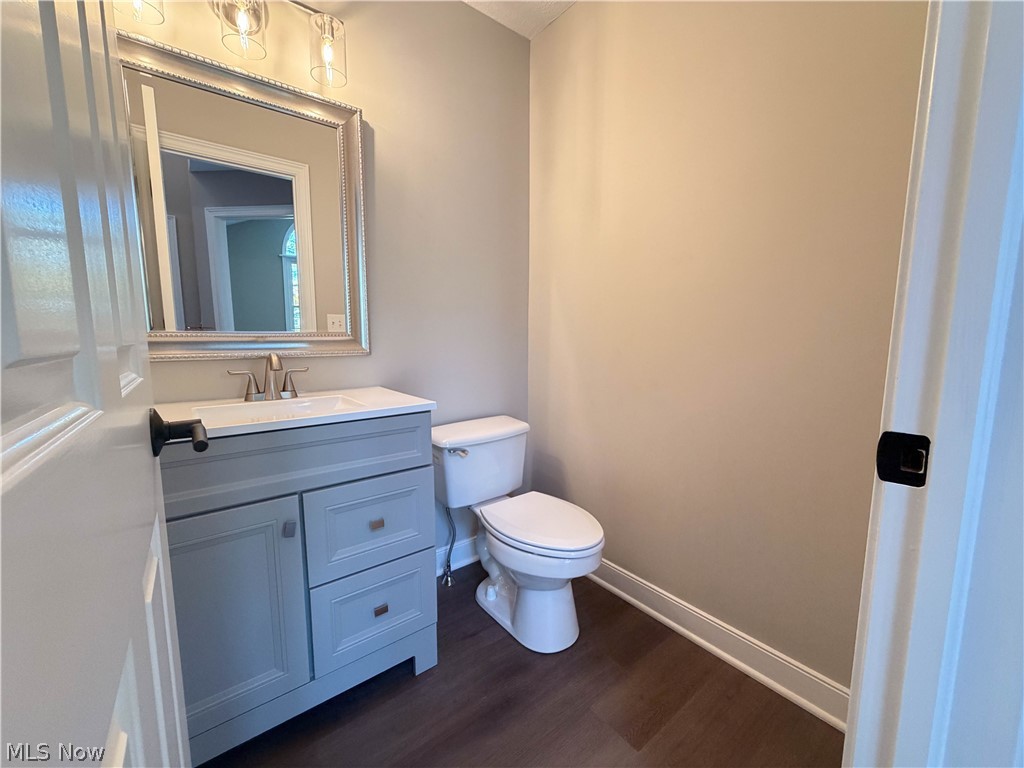 90 Lake Pointe Circle Canfield OH 44406